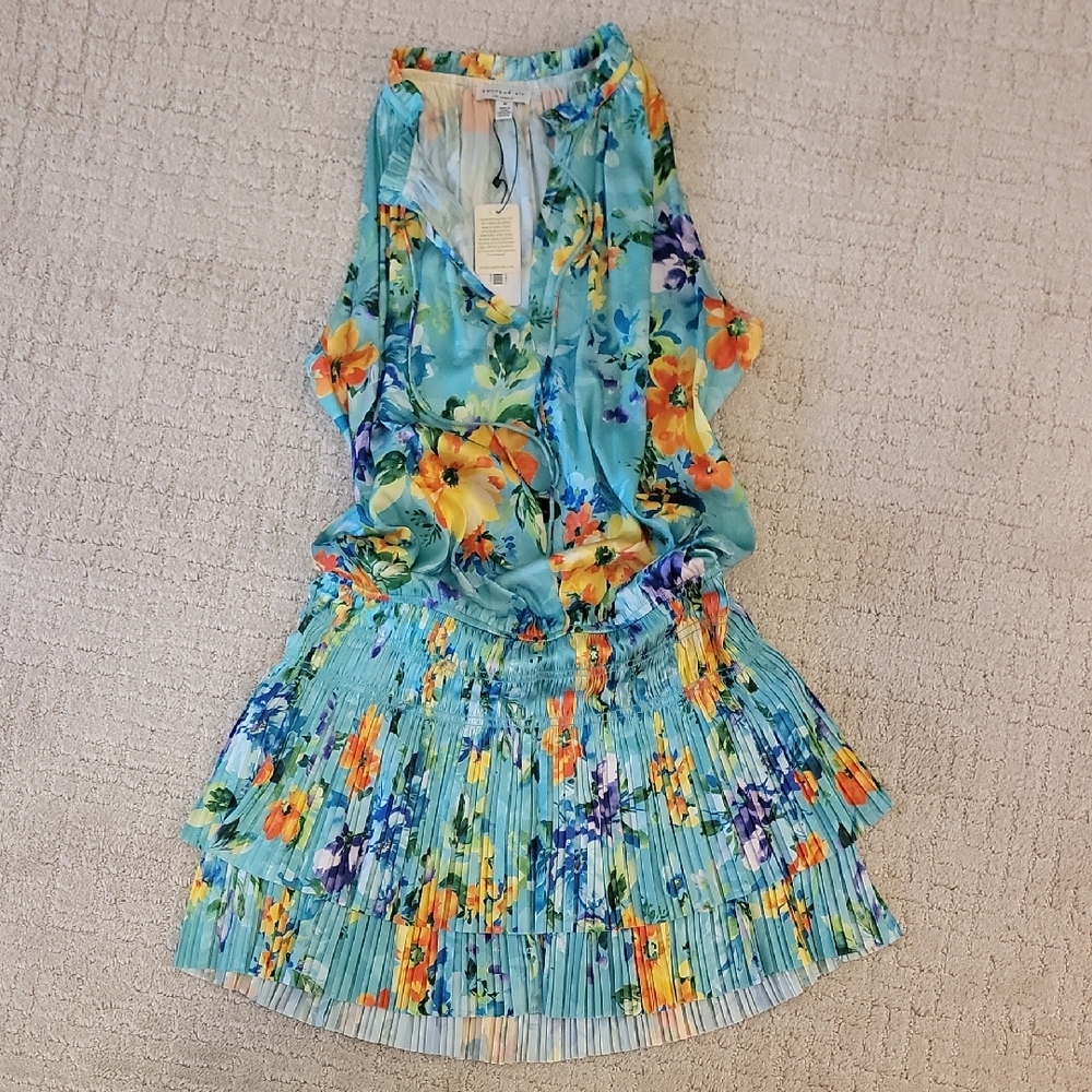 NWT. Floral Dress
